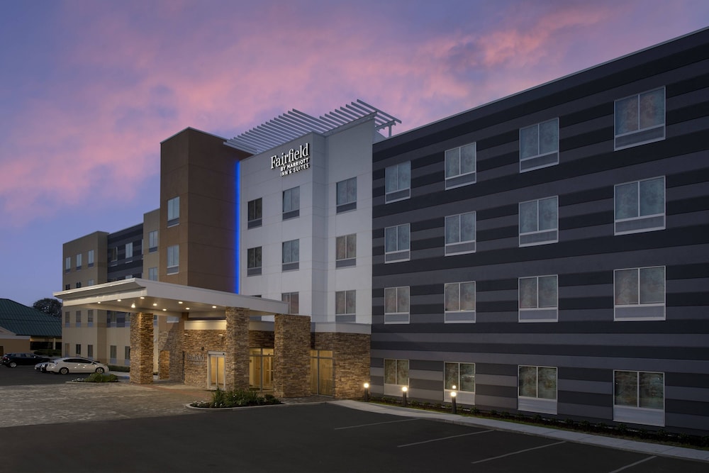 Fairfield Inn & Suites By Marriott New Orleans Metairie 2/41