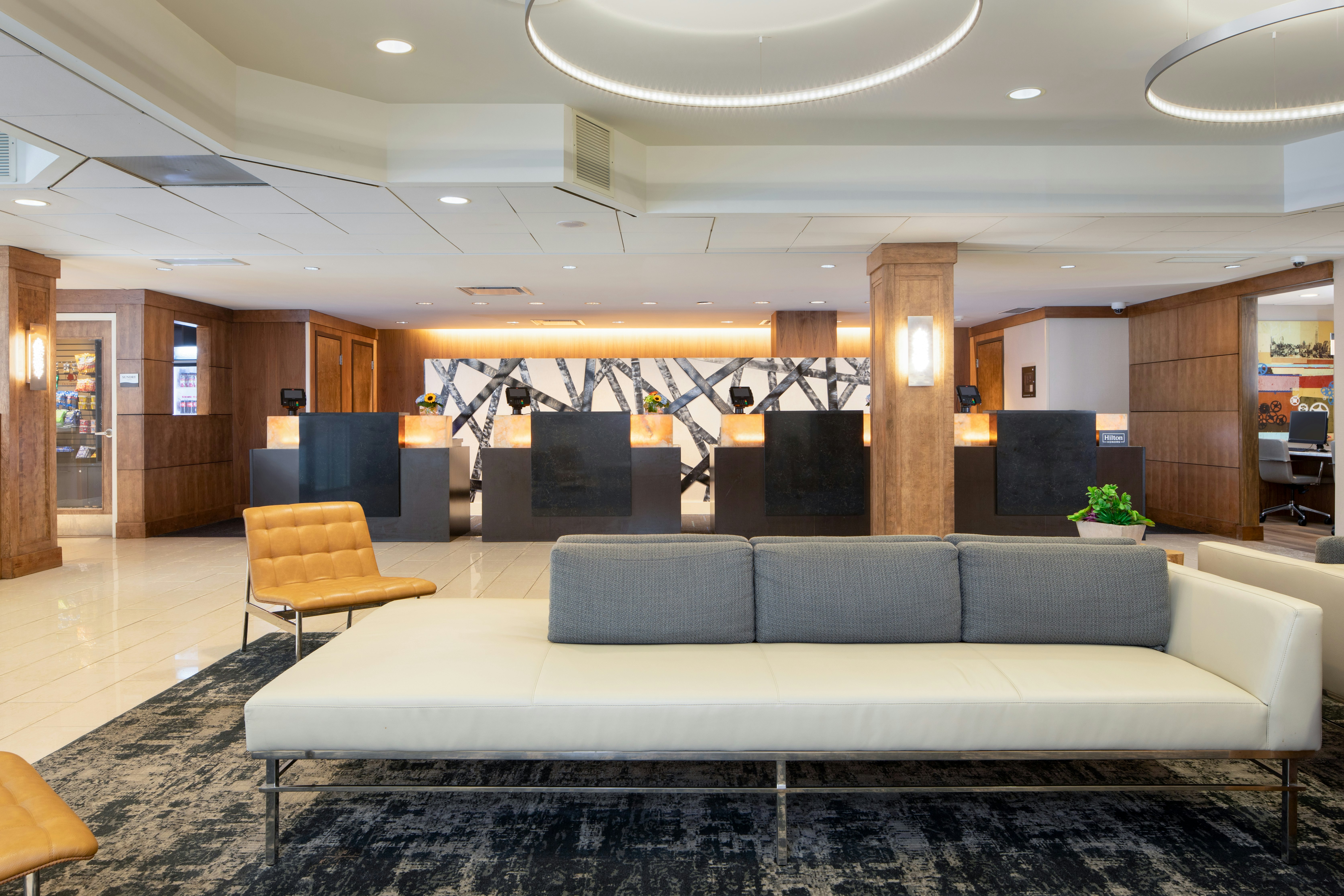 DoubleTree by Hilton Hotel & Suites Pittsburgh Downtown 14/81