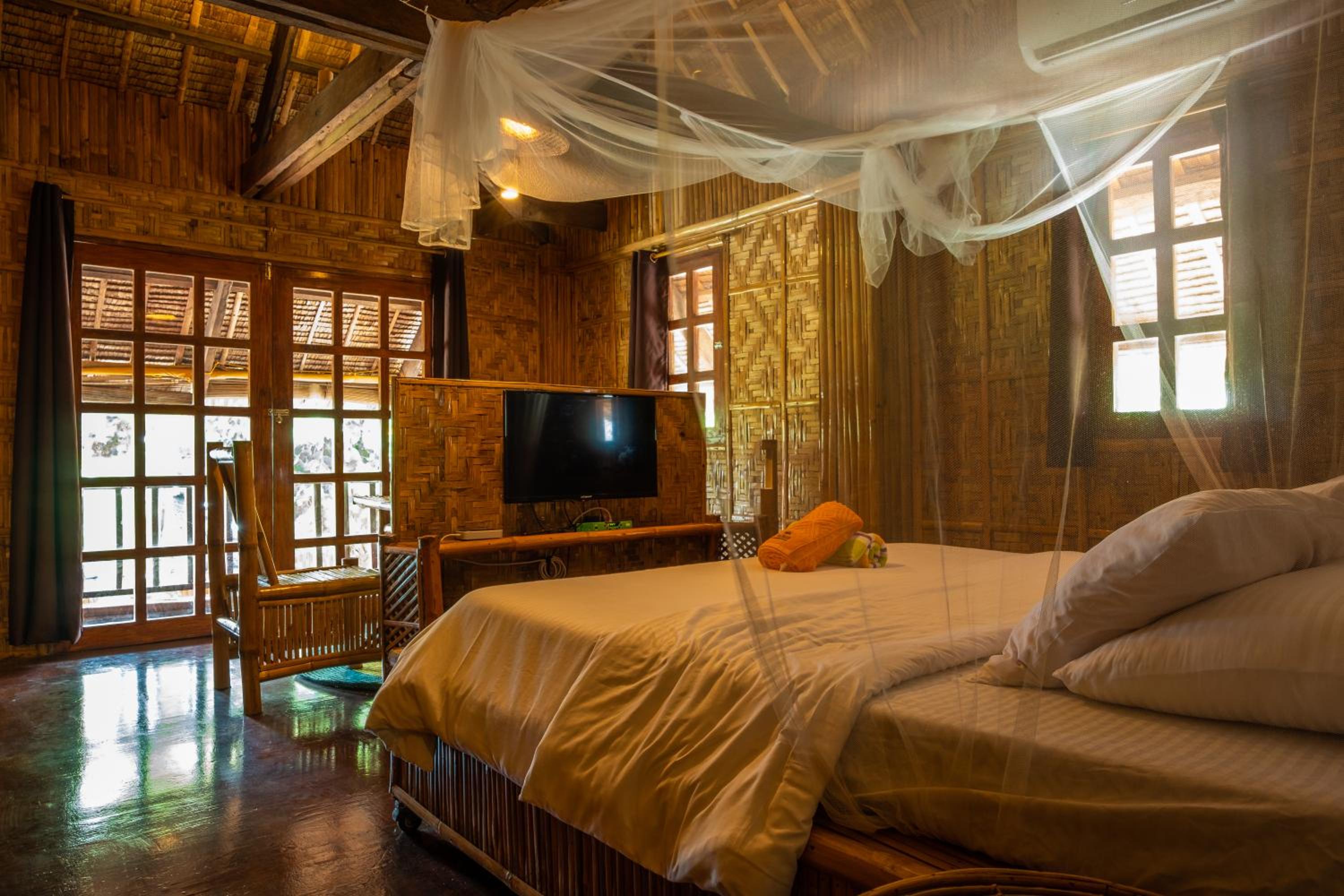 Amihan Beach Cabanas 36/50