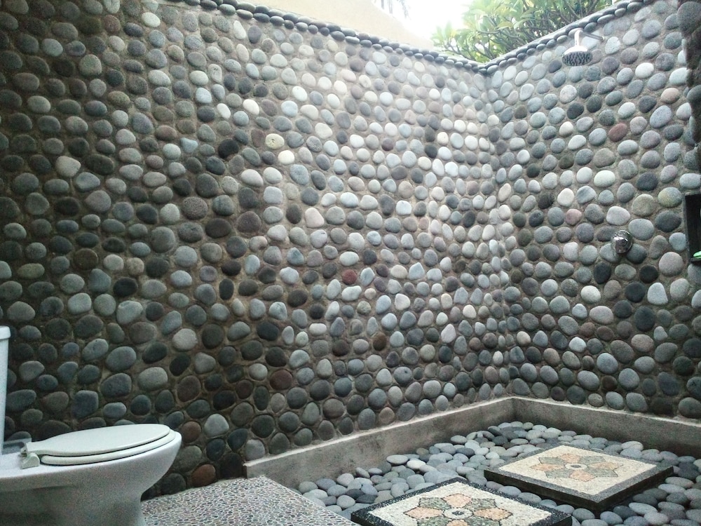 Suka Sari Cottages 69/71