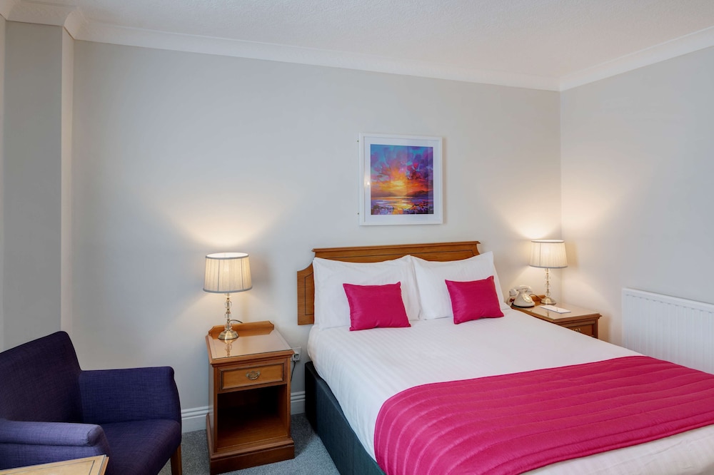 New Continental Hotel, Sure Hotel Collection by Best Western 11/59