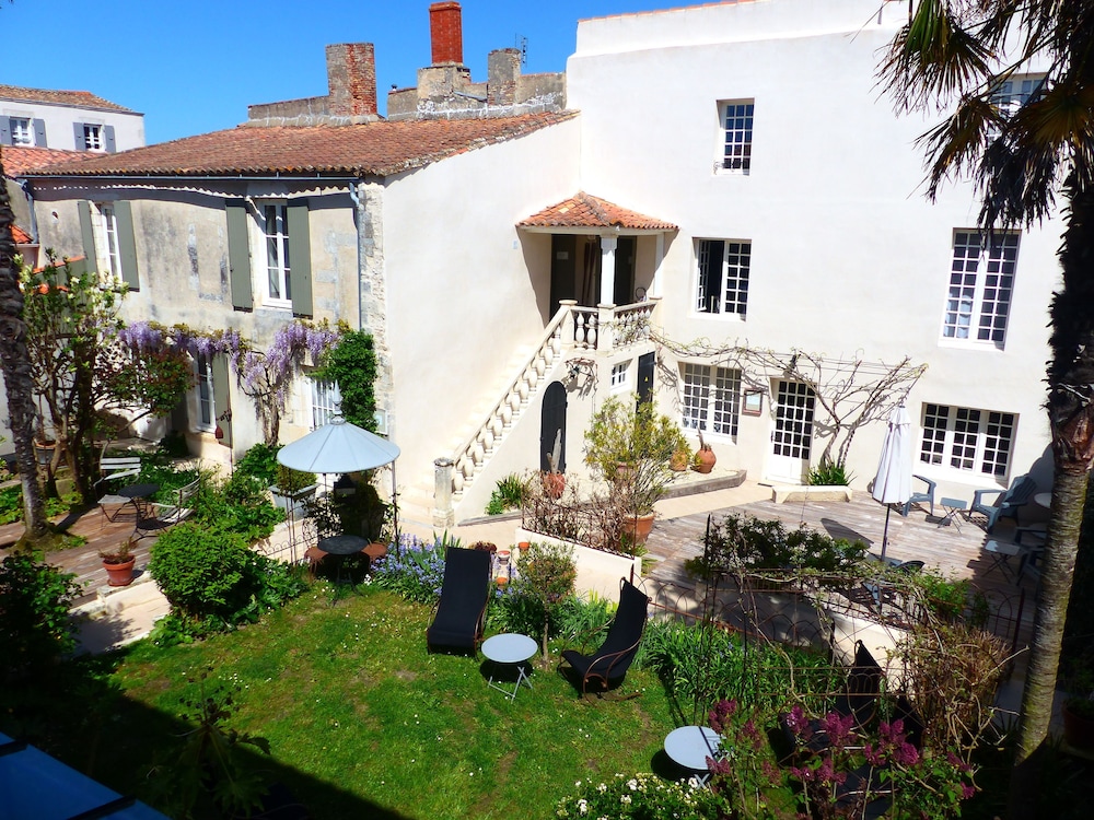 La Maison Douce 70/77