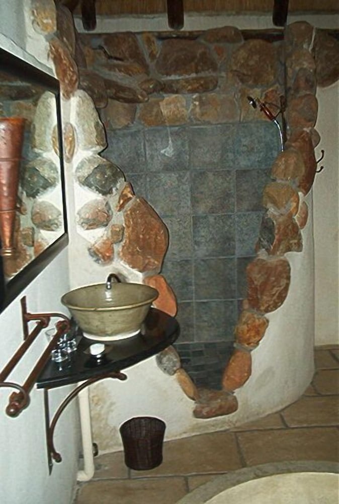 Tanamera Lodge 16/47
