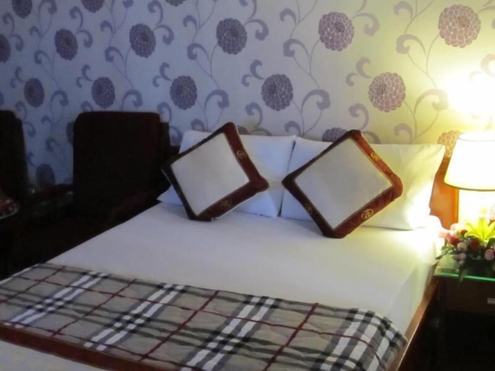 Trung Mai Hotel 51/65