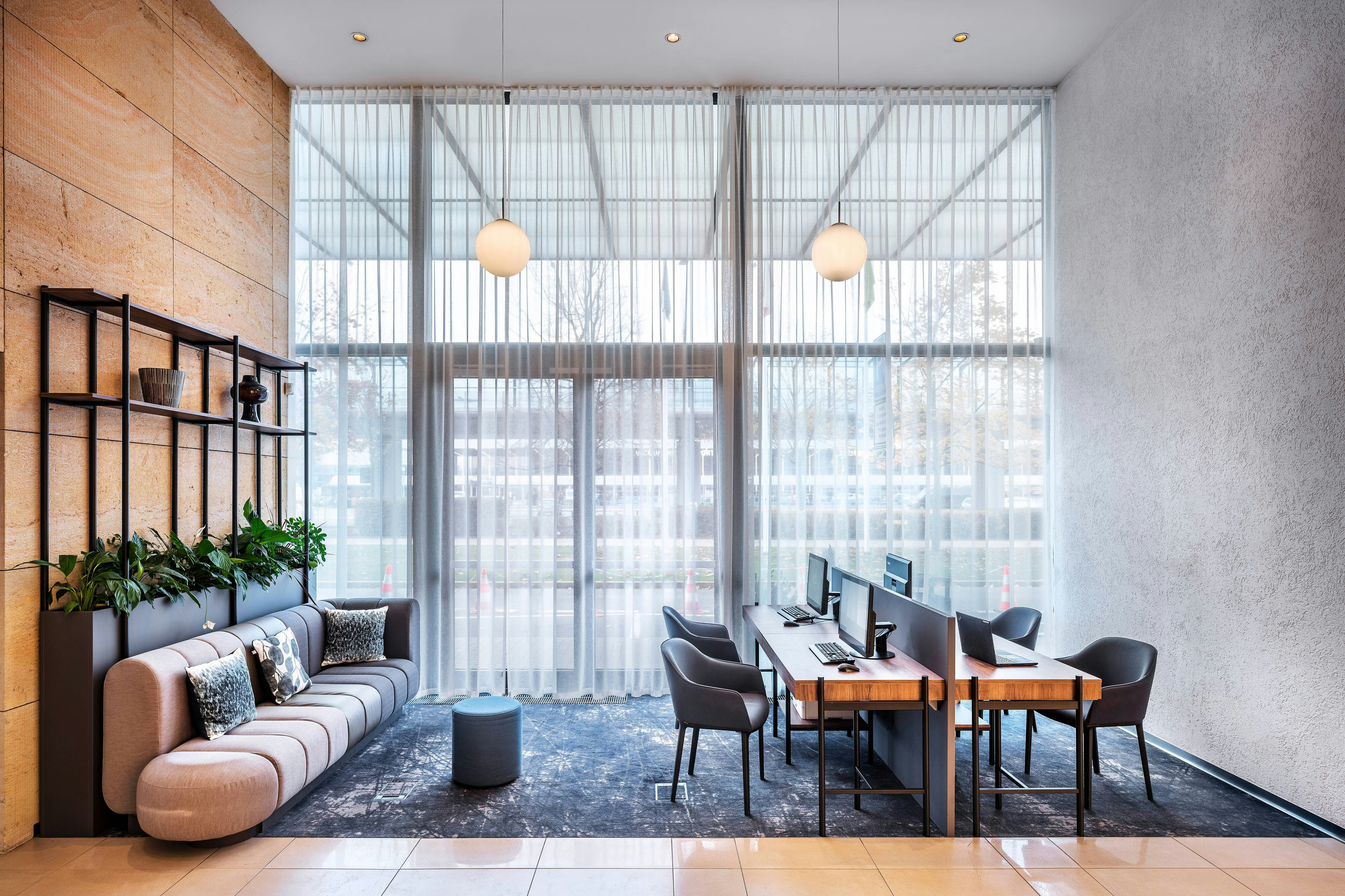 Courtyard By Marriott Prague Airport 33/59