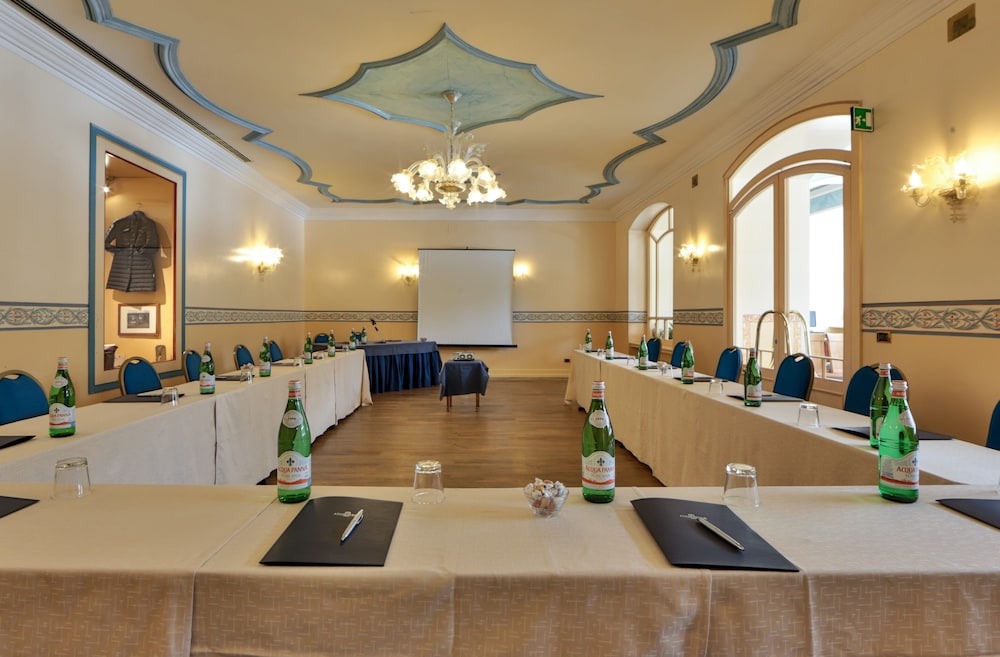 Th Madonna Di Campiglio Golf Hotel 50/74