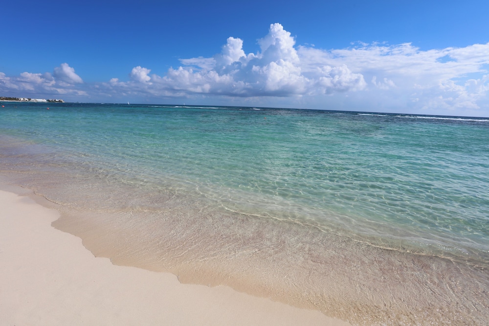 Bahia Principe Explore Akumal - All Inclusive 70/75