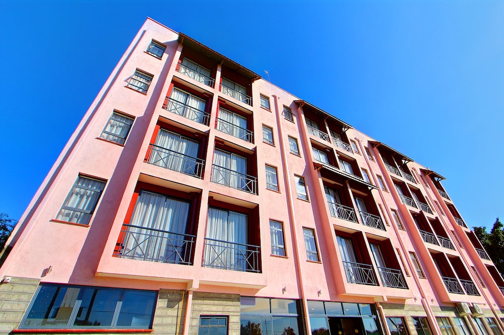 Vittoria Suites 4/50