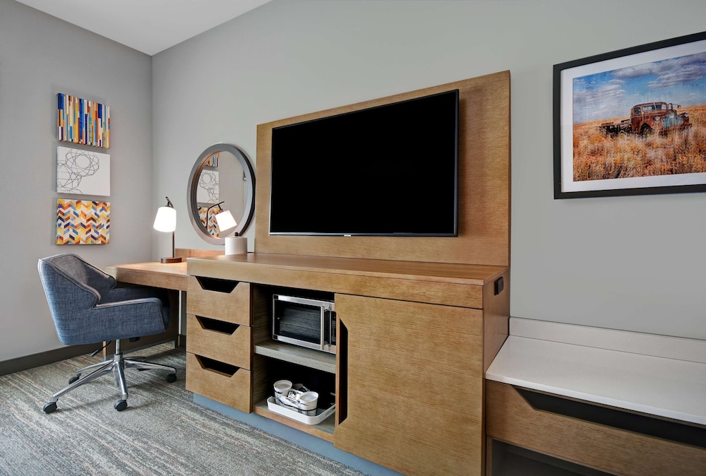 Hampton Inn Midland South 38/58