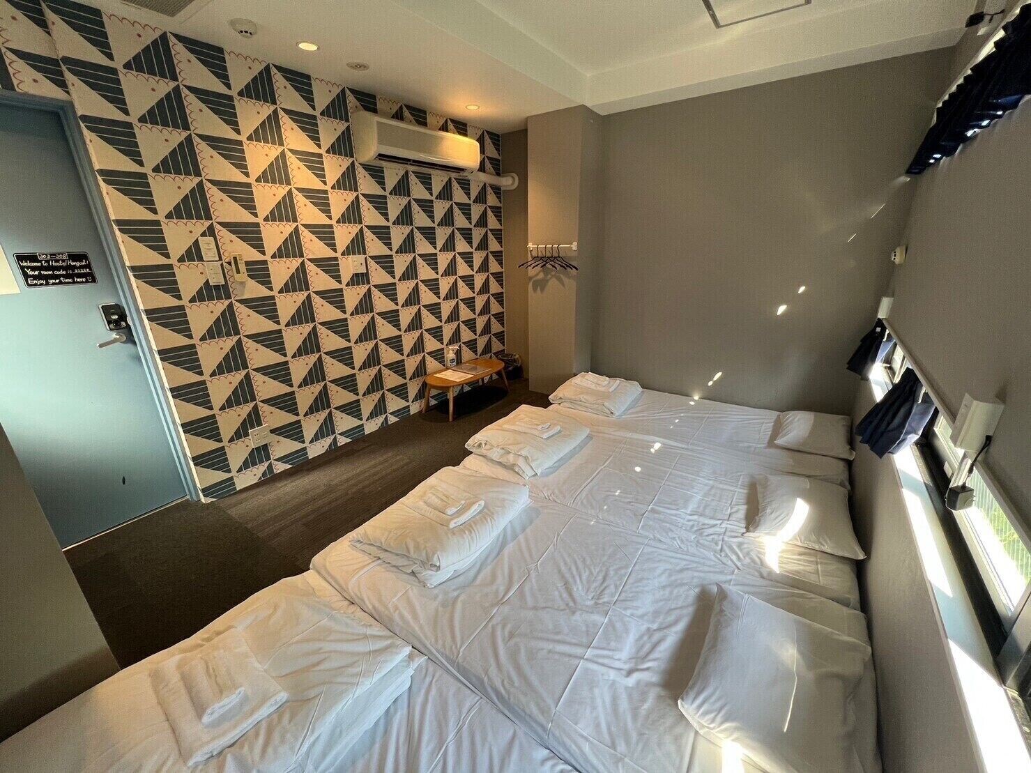 غرفة اقتصادية رباعية بأسرّة بطابقين بحمام مشترك، Hostel Hangout Osaka Nanba Nipponbashi 4/10