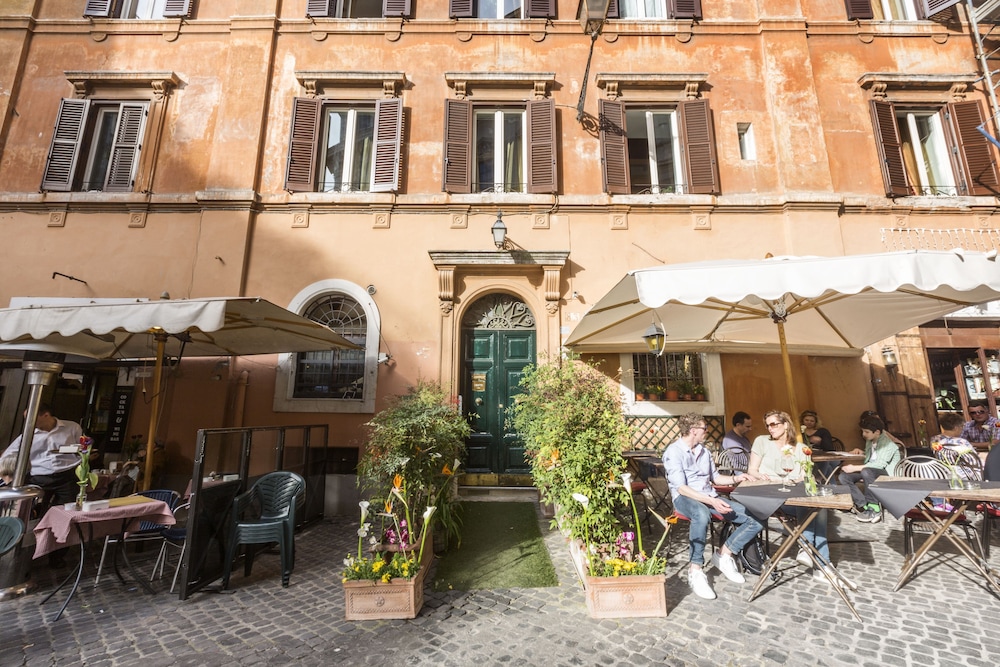 Casa De' Fiori Biscione 2/50