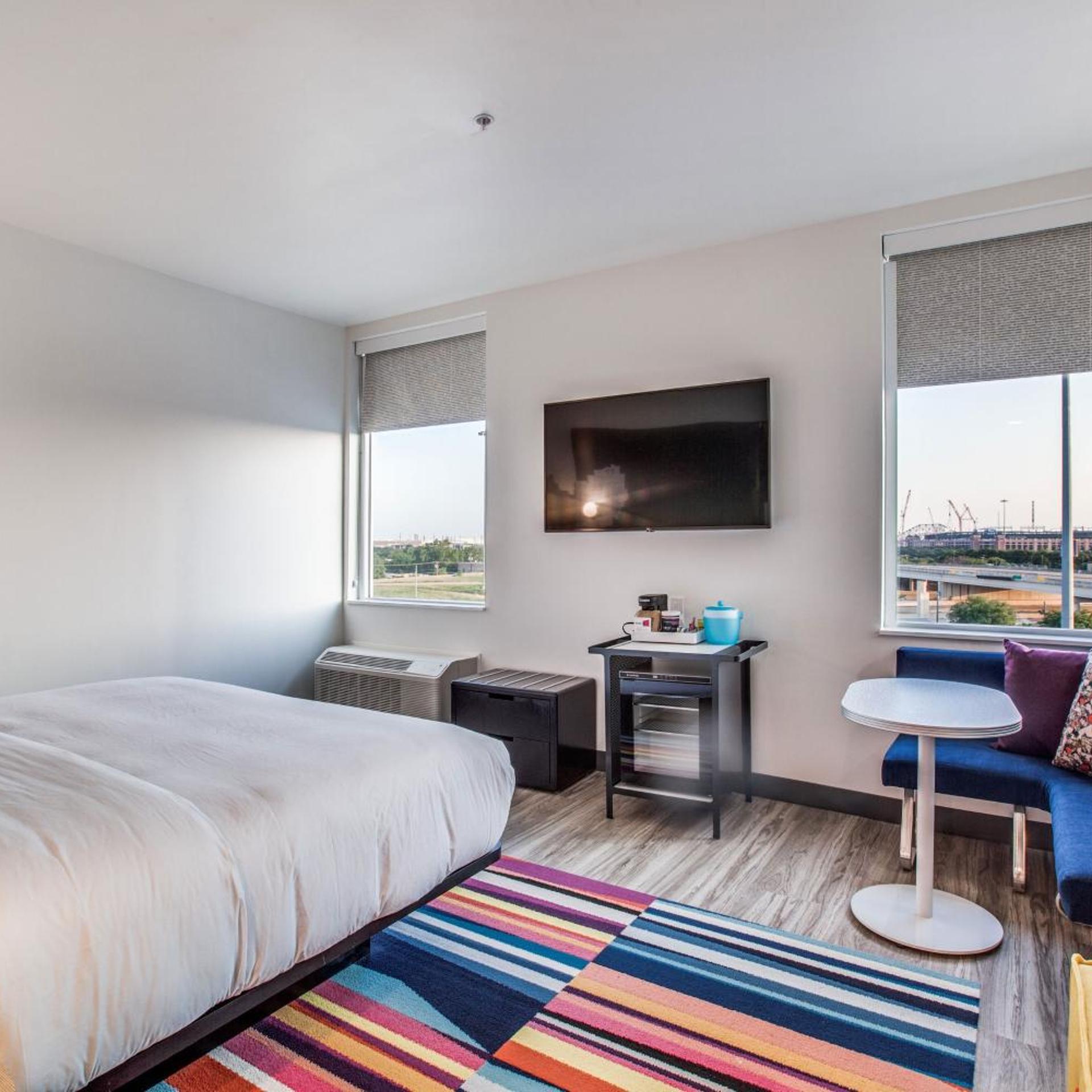 Aloft, Guest Room, King Bed، Aloft Dallas Arlington Entertainment District 2/5