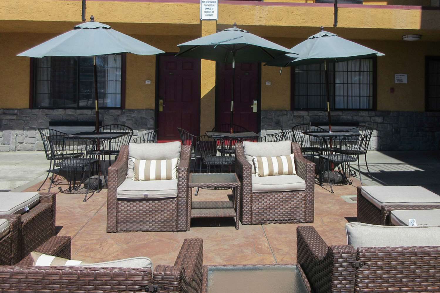 Quality Inn Salinas, CA 20/23
