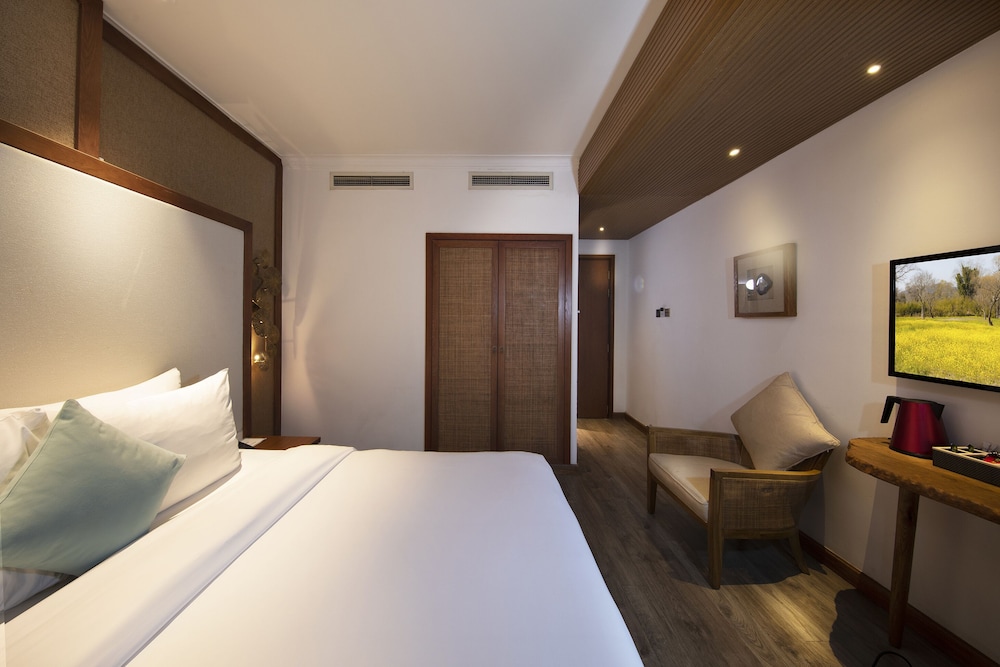 A&Em Art Hotel 27/66