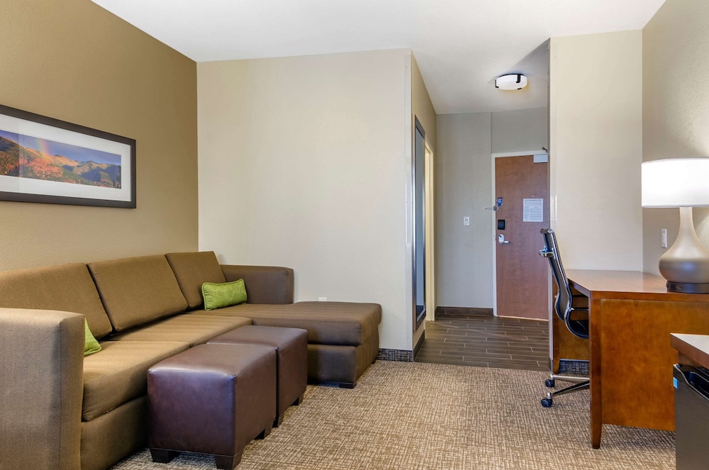 Comfort Suites Helena Airport 23/36