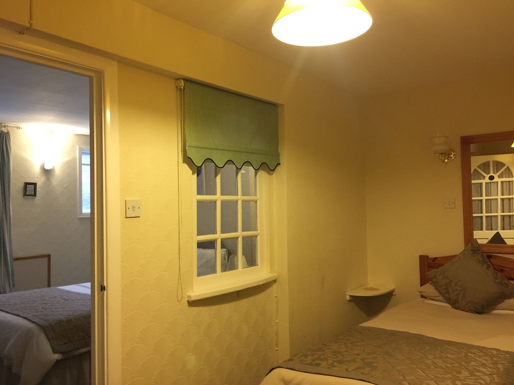 The Mountview 28/50
