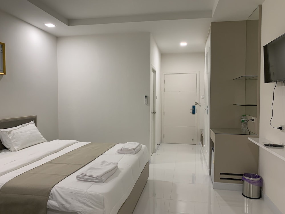 iCare Residence & Hotel 23/41