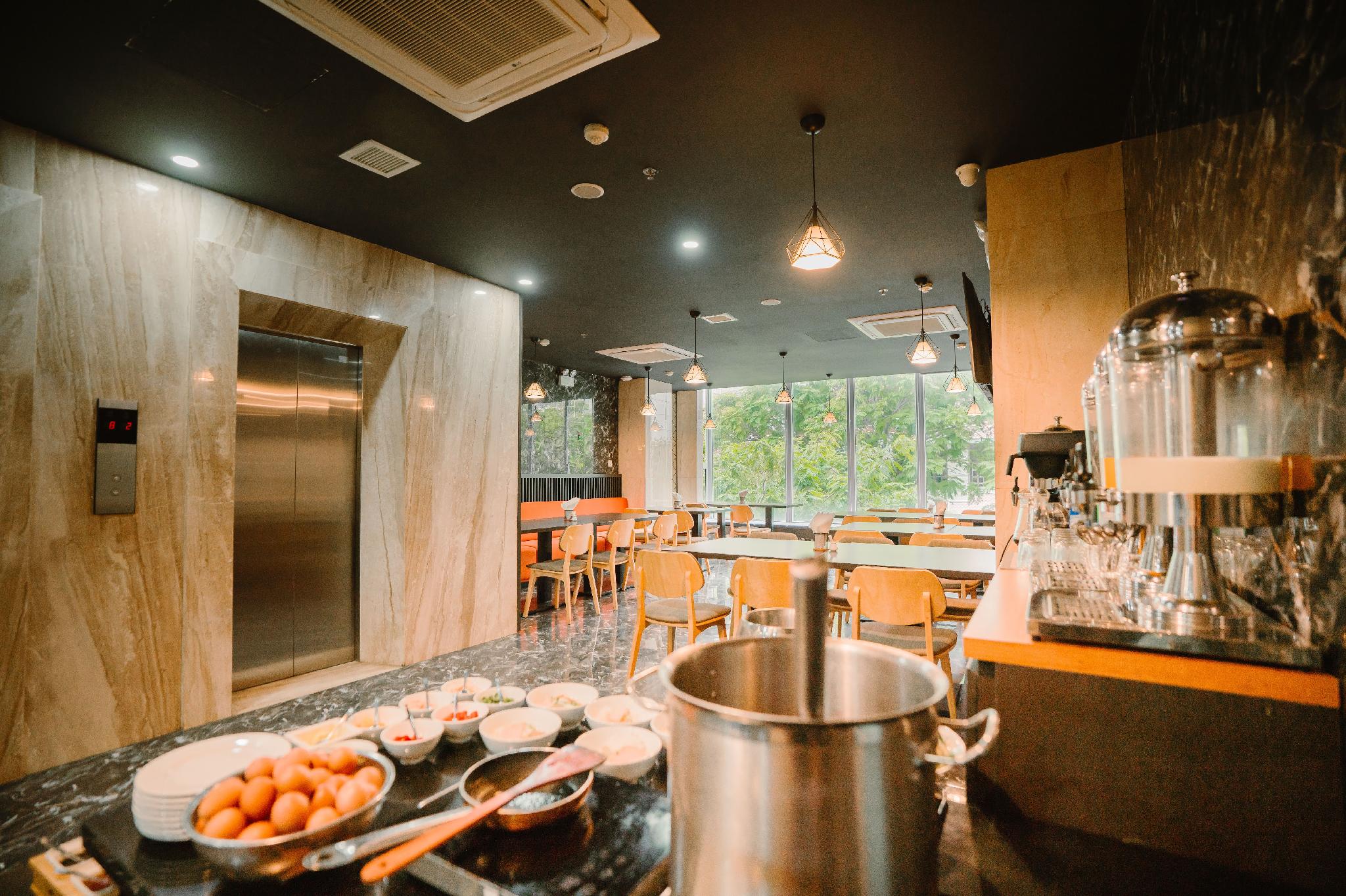 Hermes Hotel Nha Trang 29/32