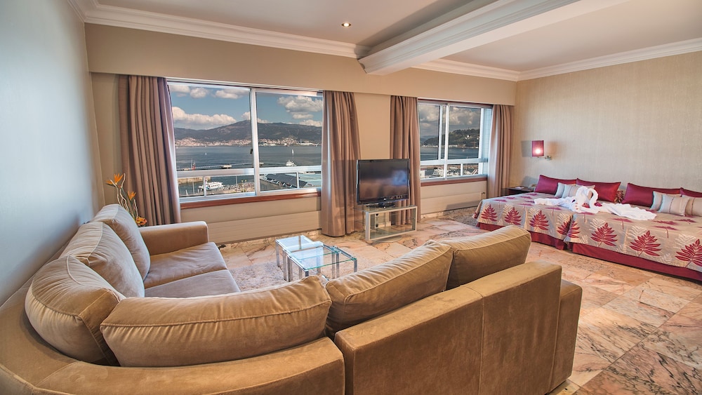 Hotel Bahia de Vigo 27/37