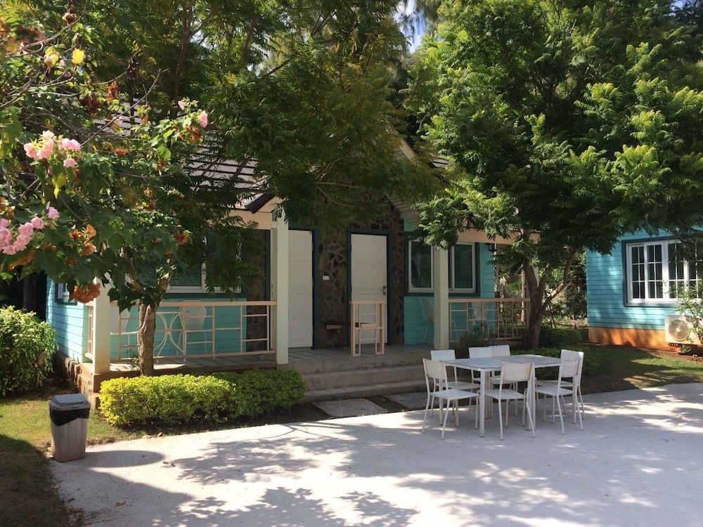 Cottages At Hill Resort 9/50