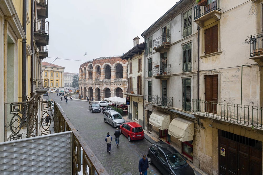 Truly Verona 59/69