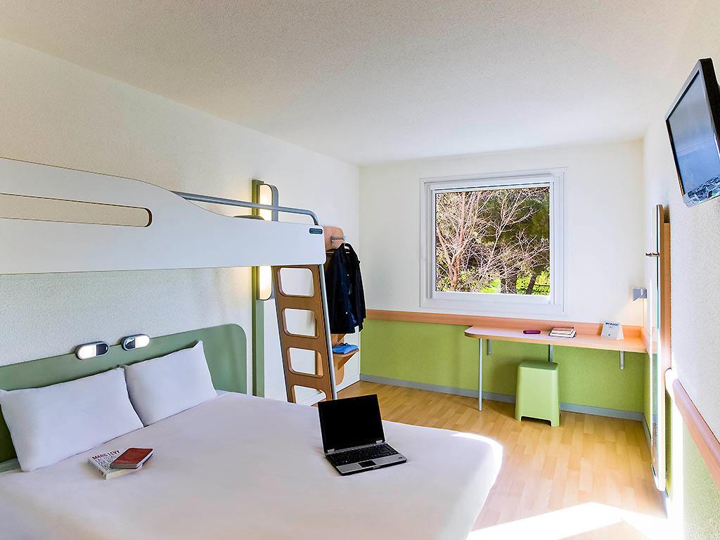 Hotel Ibis Budget Madrid Alcala De Henares 11/23