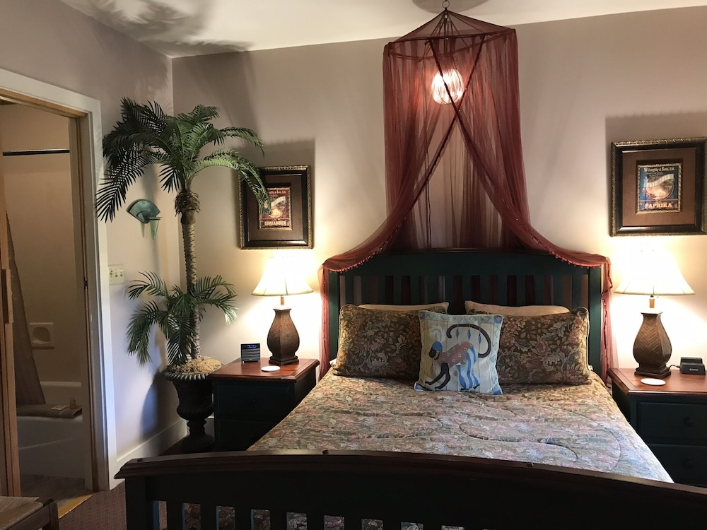 Arden Forest Inn 55/72