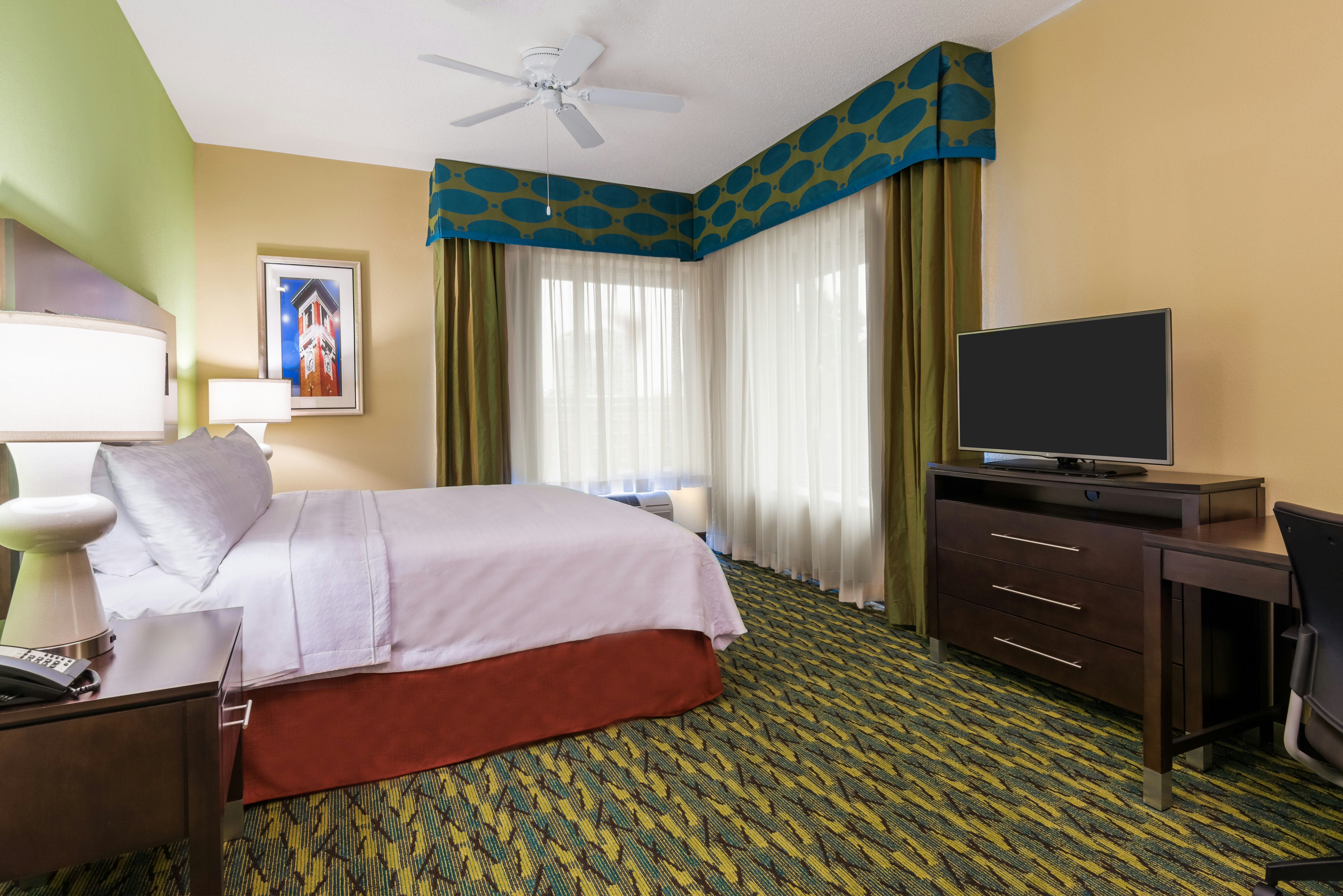 2 Bedrooms, Suite, 1 King or 2 Queen Beds