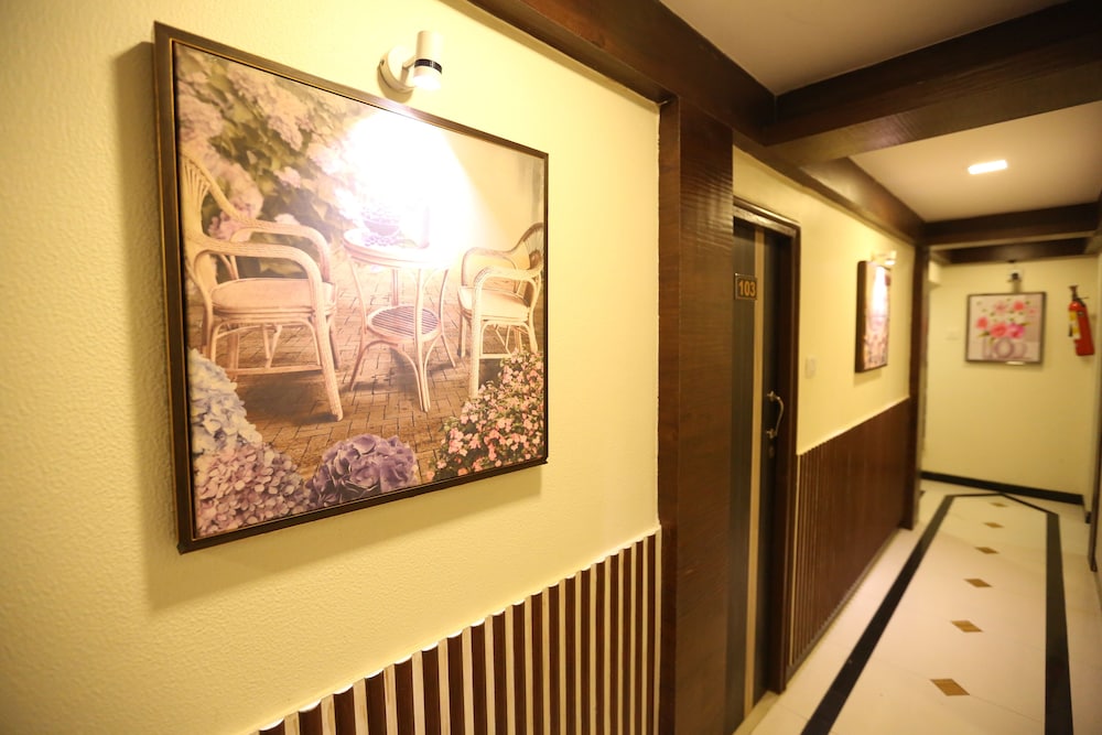 Hotel Happyland 25/29