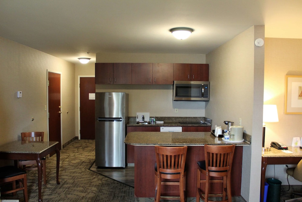 Medallion Inn and Suites 40/46