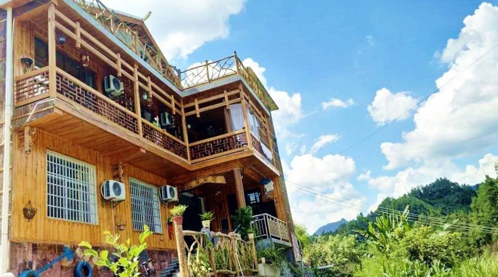 One Step To Heaven Inn 2/50