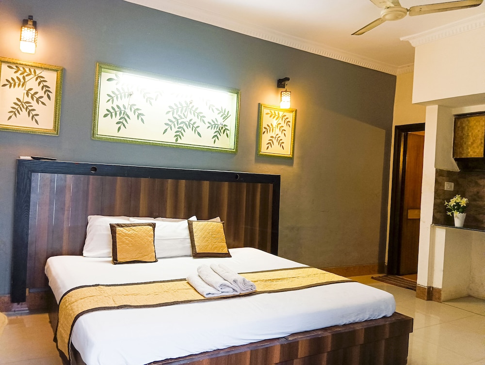 Hiline Guest House 12/48