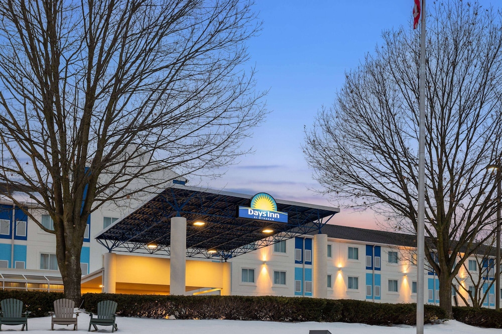 Days Inn by Wyndham Penn State 1/50