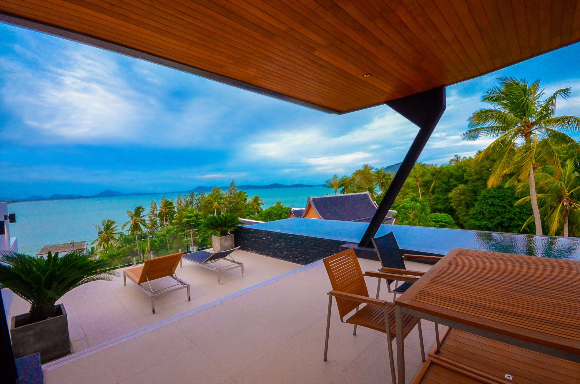 Aqua Villas Rawai 12/16