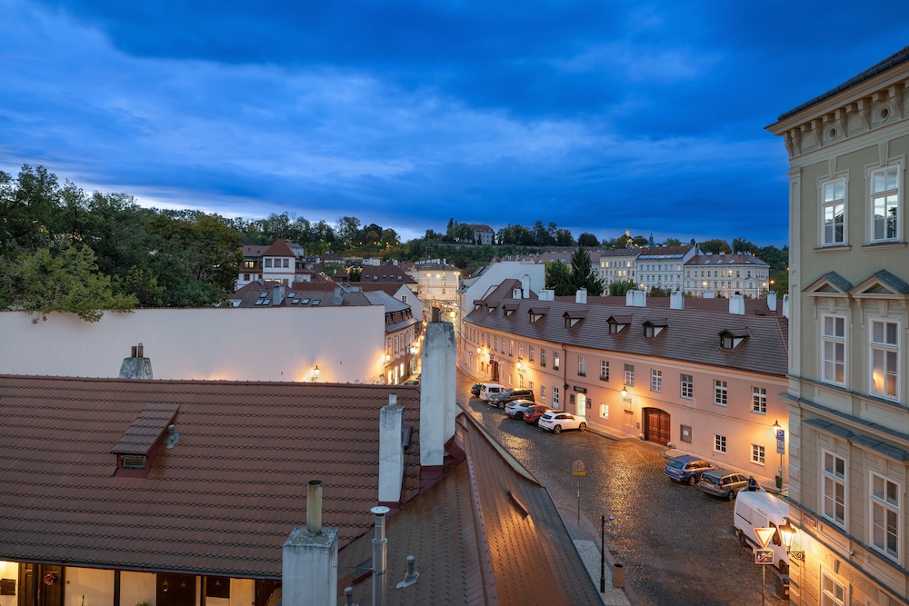 White Swan Boutique Apartments 3/58