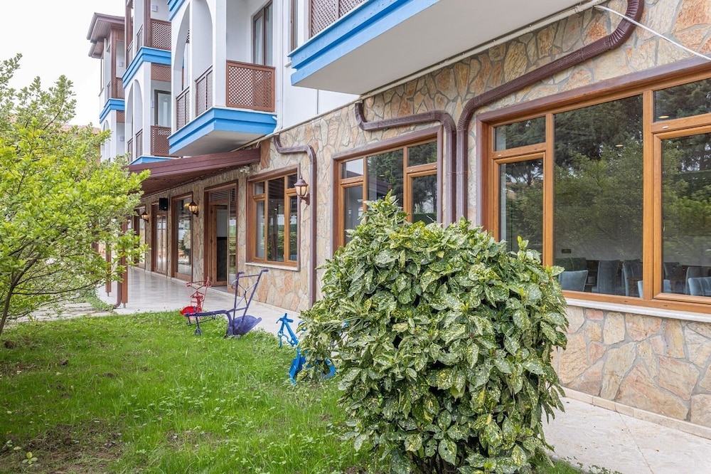 Gunay Hotel 39/45