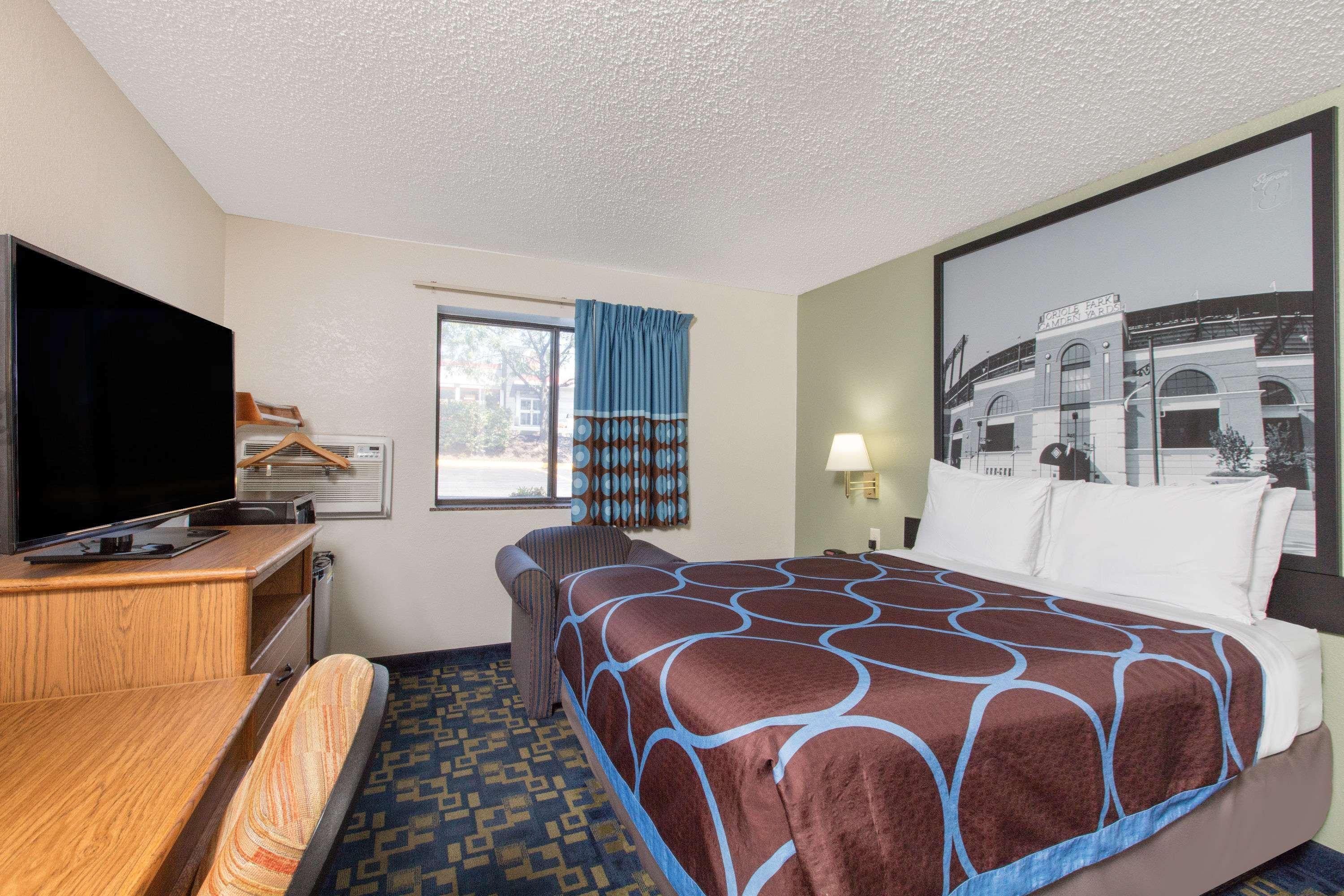 Super 8 By Wyndham Aberdeen MD 15/24