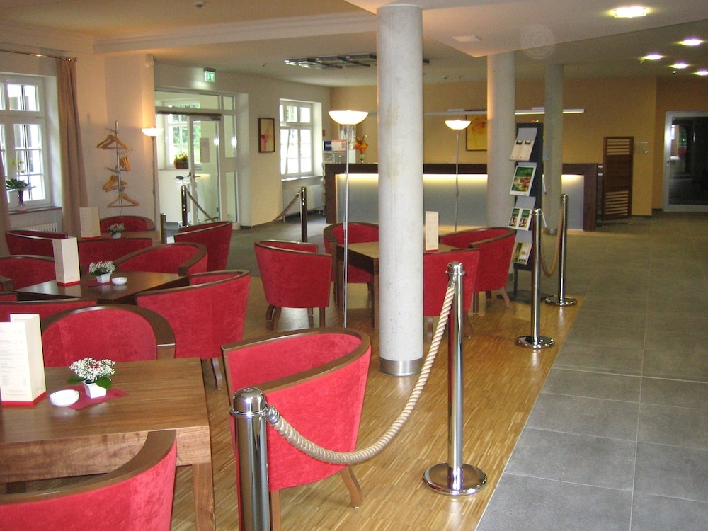 Sante Royale Hotel 44/65