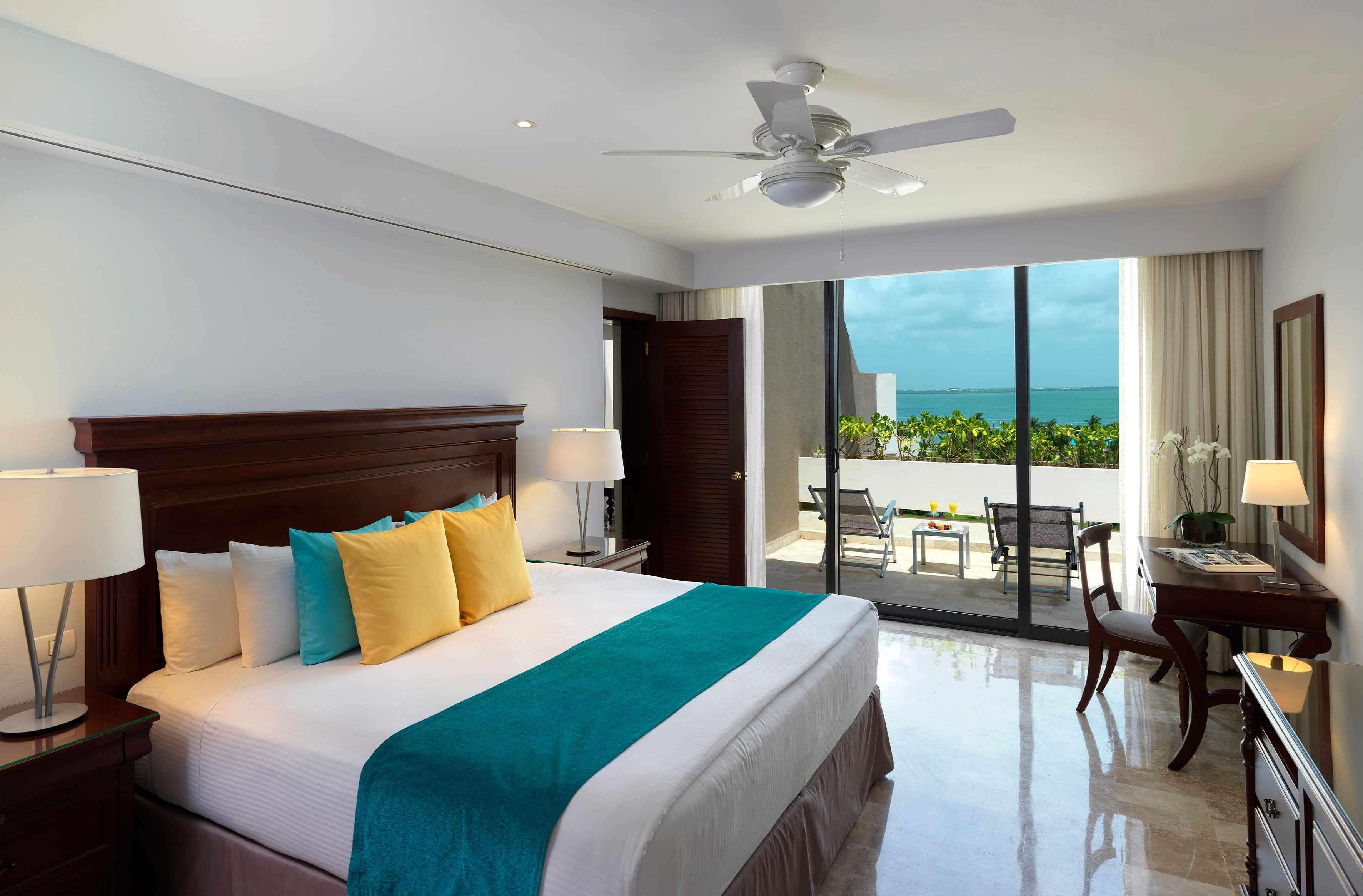 2 Bedrooms, Master, Premium, Suite
