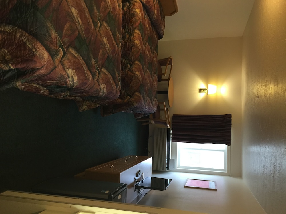 Economy Inn 32/60