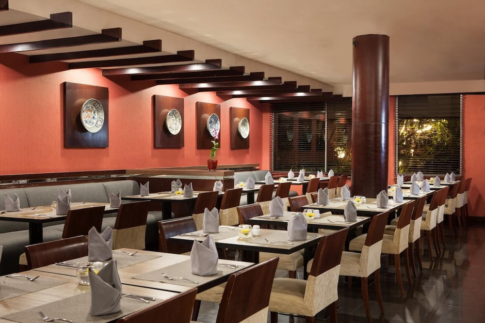 Hotel Santika Premiere Semarang 41/47