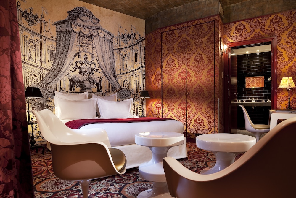 Hotel Du Petit Moulin 39/55