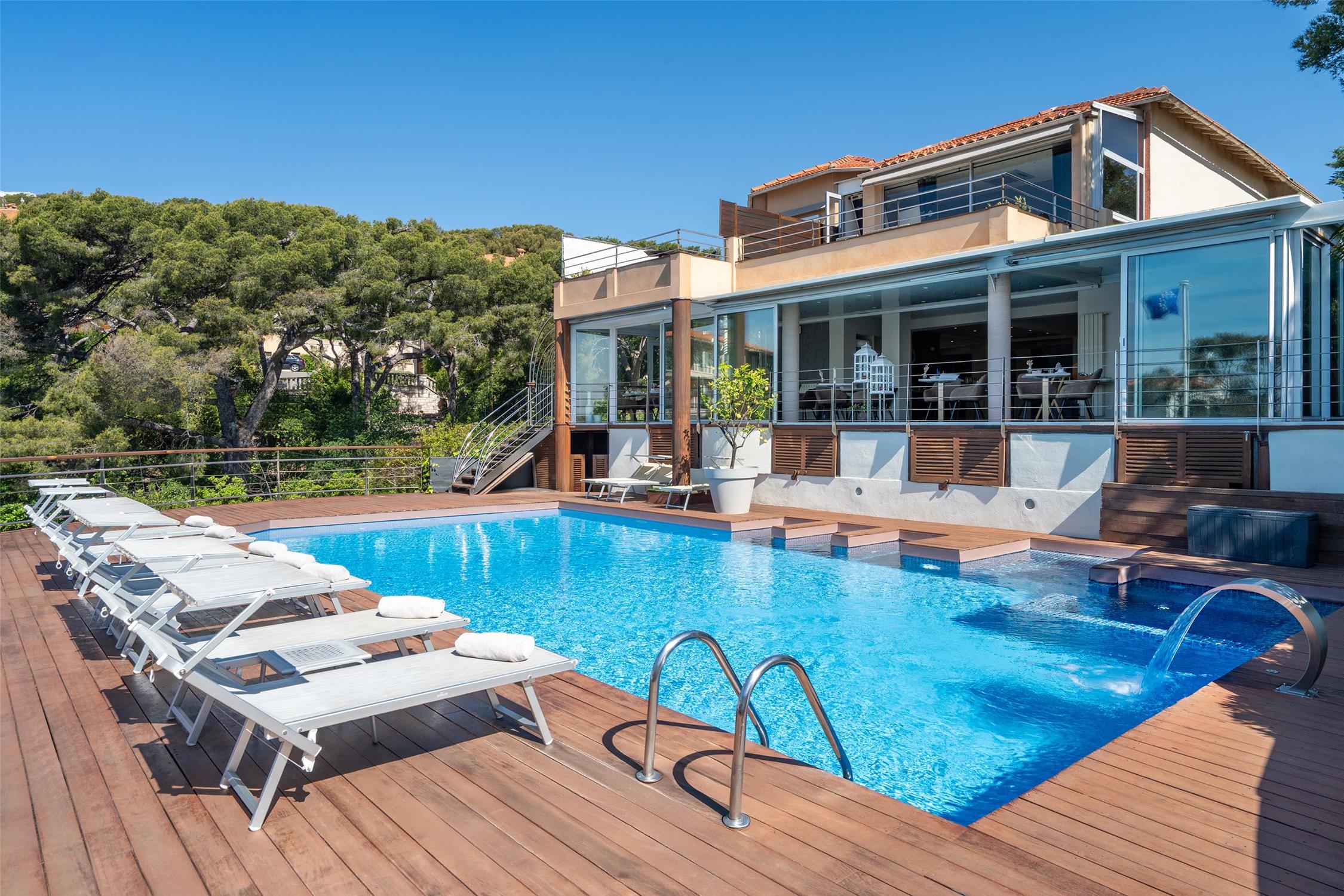 Best Western Plus La Rade 73/73