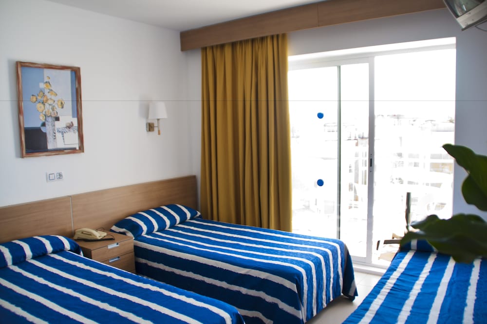 Esplai Hotel 9/33
