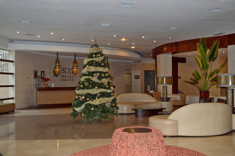 SUN HOTEL 5/68