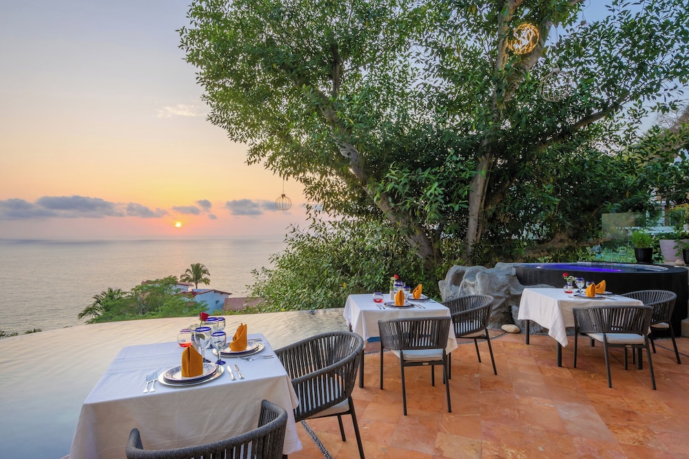 Villa Divina Luxury Boutique 59/69