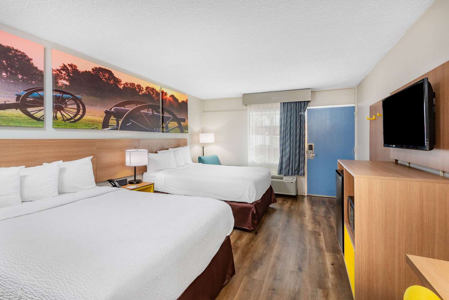 Days Inn By Wyndham Charlottesville/University Area 14/43