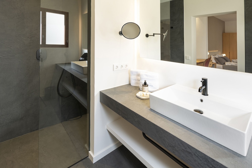 Hotel Can Cirera 44/50