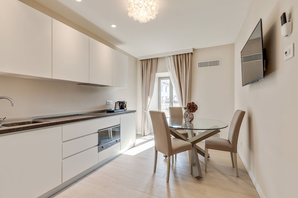Oriana Suites Udine 15/24