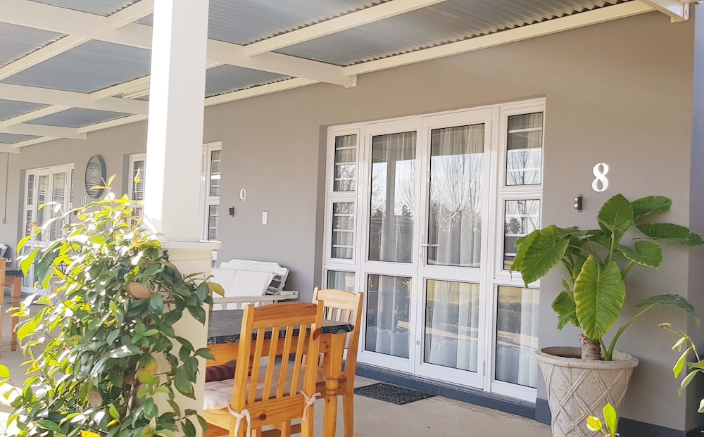 Graceland Guesthouse 8/50